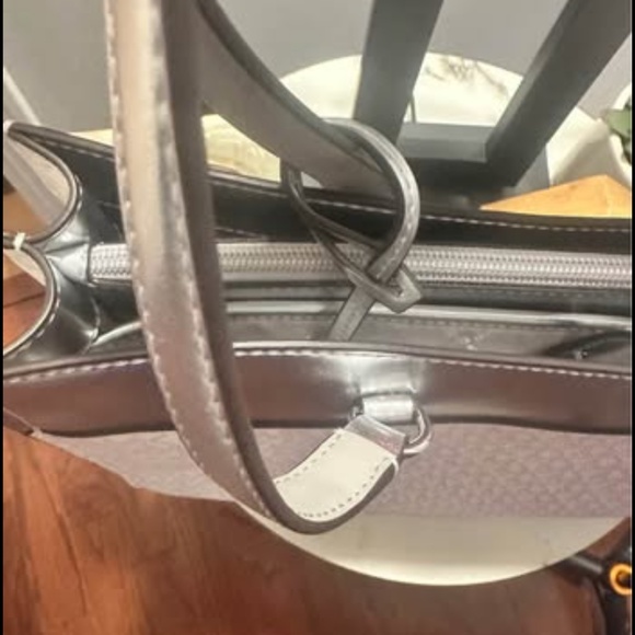 Michael Kors Jet Set Travel Large Logo Multifunction Pocket Tote Bag in Pale Sil - Picture 5 of 10